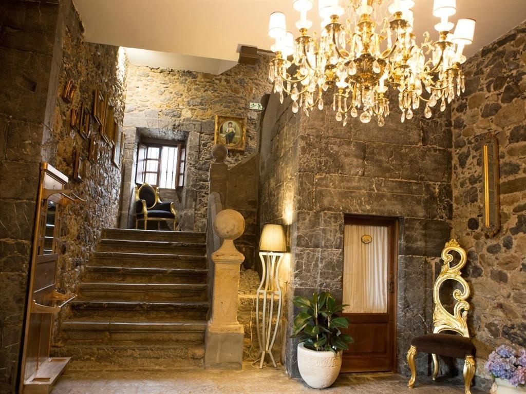 Akla Hotel Palacio Torre De Ruesga Calseca Екстер'єр фото