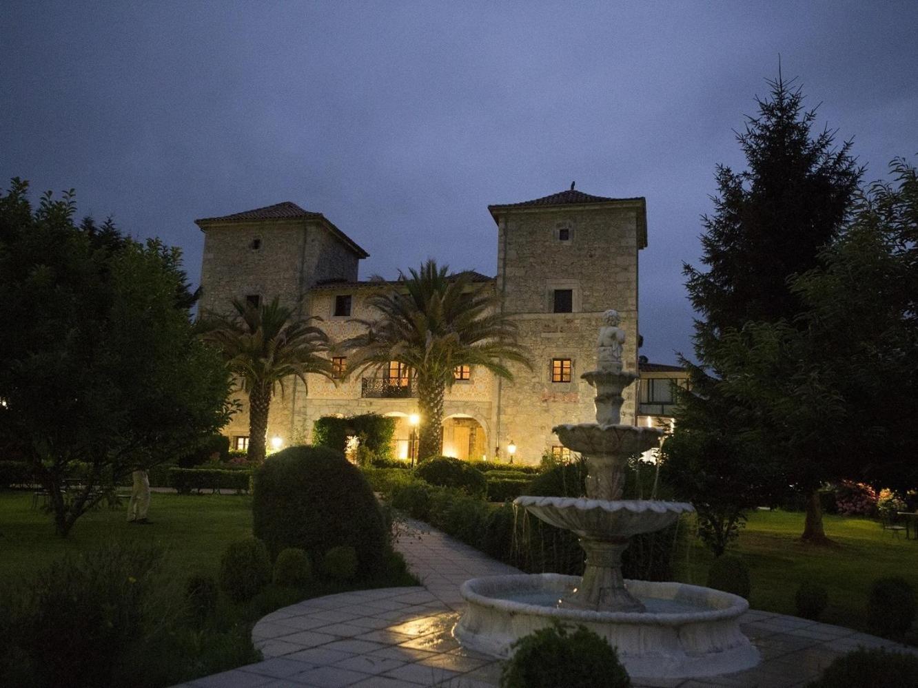Akla Hotel Palacio Torre De Ruesga Calseca Екстер'єр фото